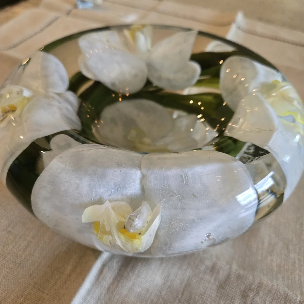 Elegant Glass Bowl with White Floral Design
